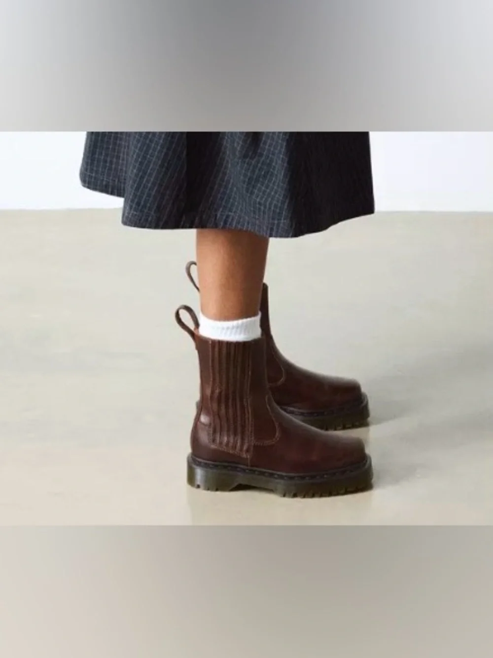 Doc Martens Amaayah Brown Leather Chelsea Boots Women’s Size 10 (Size 42) - Picture 1 of 12